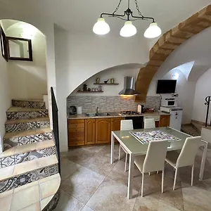 Casa Ingoglia Holiday home
